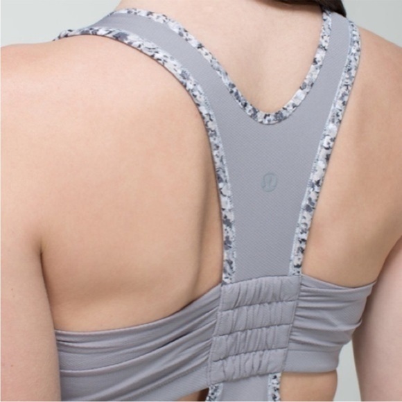 Lululemon Tops BUNDLE - Picture 13 of 15